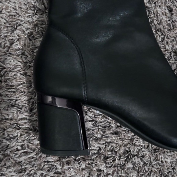 ⚡️DKNY • Black Block Heel Bootie • sz 7M - Picture 10 of 10